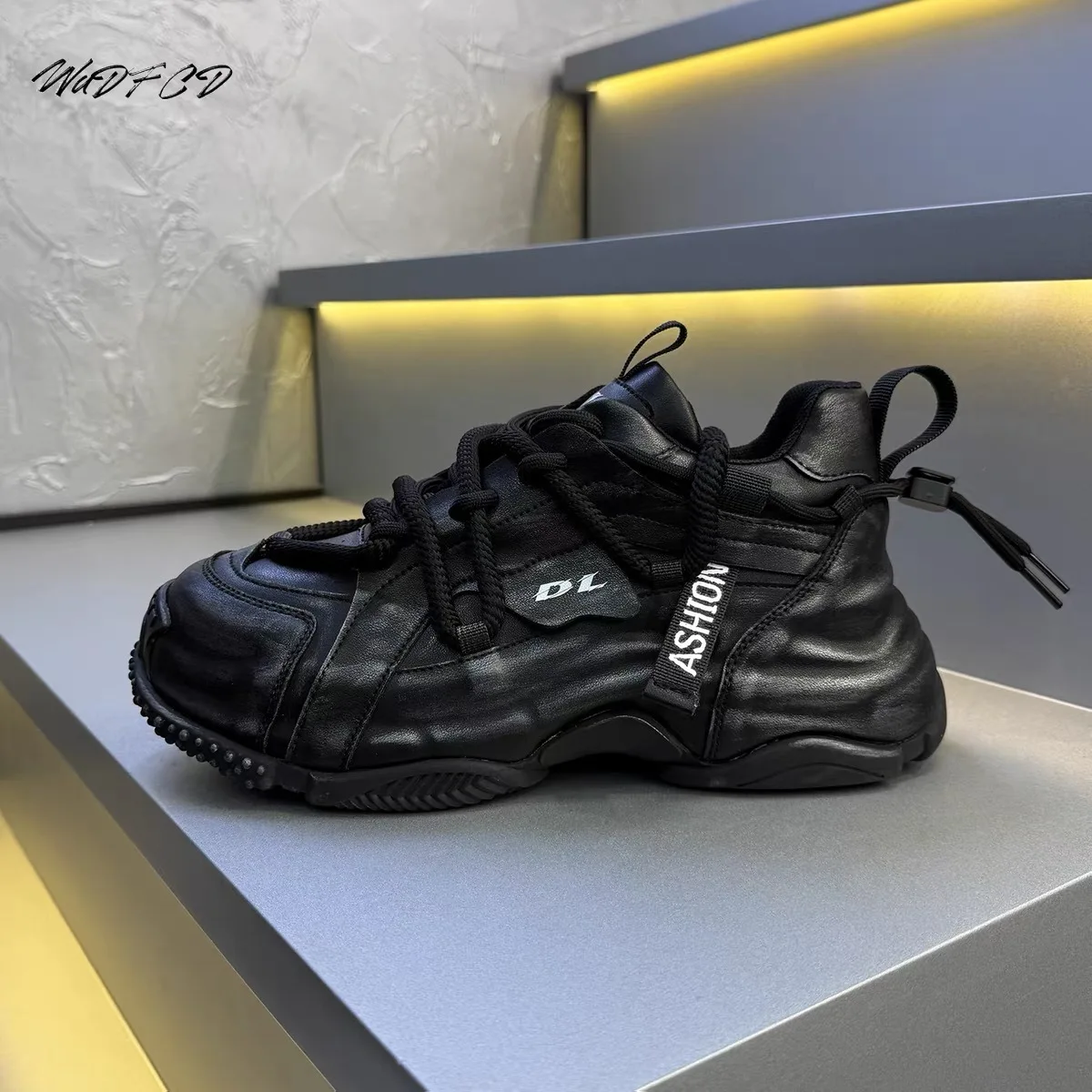 chunky sneakers mens designer distressed sports shoes fashion casual leather fabric breathable increased internal platform shoes