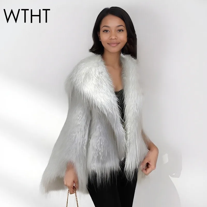

WTHT New Trendy Women's Spliced Fake Feather Plush Fur Coat 2025 Winter Fashion Lapel Long Sleeves Warm Jacket Female 1LS2732