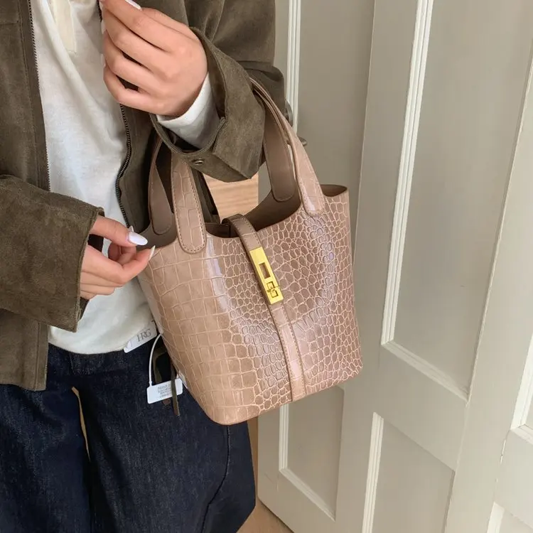 

Винтажная повседневная простая женская сумка: элегантная, роскошная, кожаная, популярная, классическая, модная, стильная сумка высокого класса