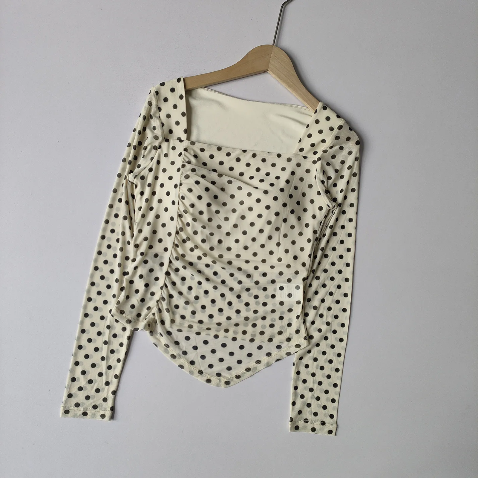 Women Square Neck Polka Dot Retro Yoga Long Sleeve Top Irregular Waist Slim With Built In Bra Pad Pilates Autumn Workout Clothes