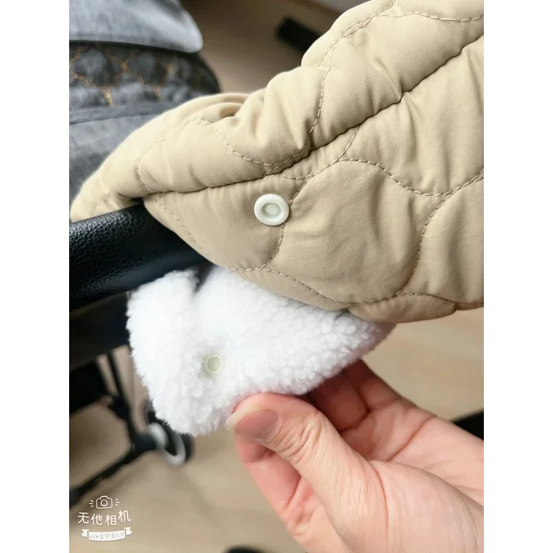 Baby stroller warm gloves Mobile phone touch screen handle windproof waterproof gloves with velvet handle pocket image 4