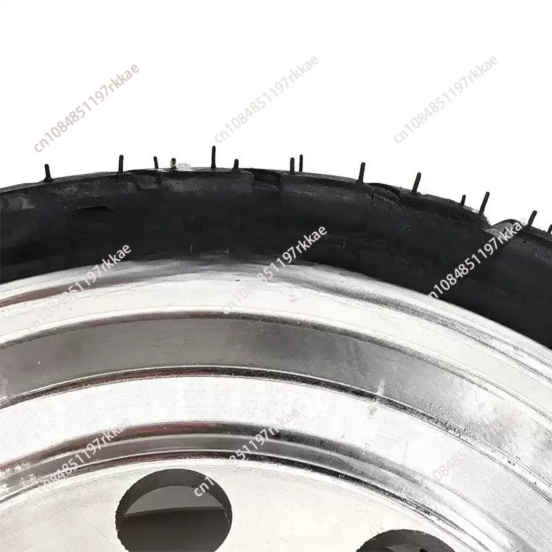 5 Spokes or Round Hole 90/65-8 Front 130/50-8 Rear Wheel Rim with Tubeless Tire