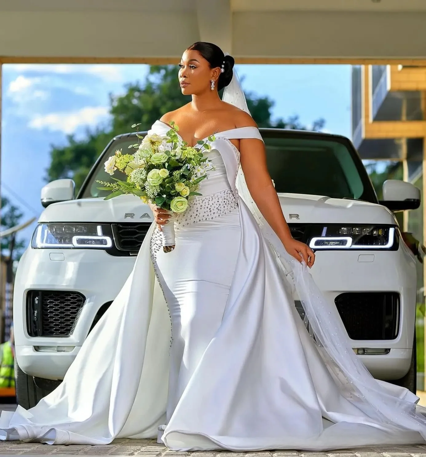 Personalizado plus size sereia vestido de casamento vestidos de noiva para noiva trem destacável fora do ombro frisado pérolas strass