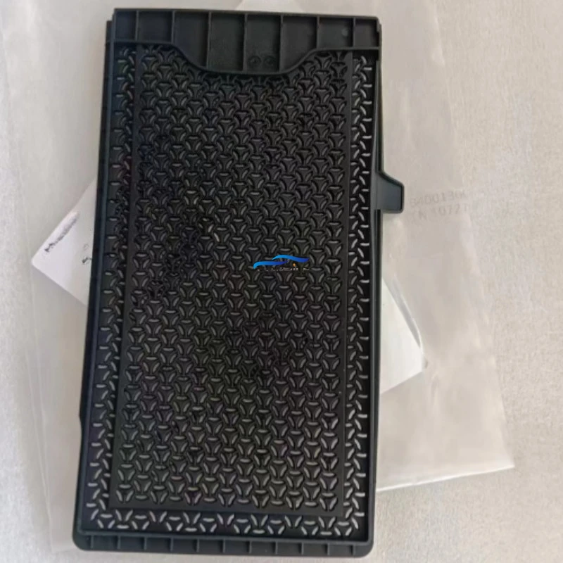 1pc for Mercedes Benz E-Class 213/238/E200/E300/E53/CLS257/CLS300 Wireless Charging Pad