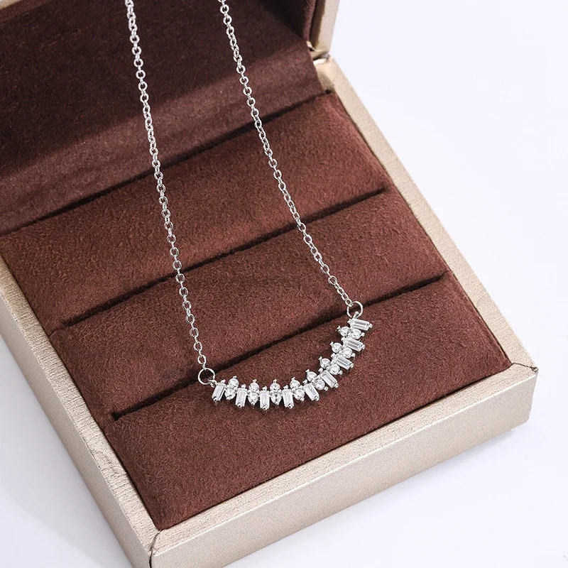 NEW Hot Sale 925 Silver Plated AAA Zircon Diamond Smile Necklace Simple Design Fashion Women Jewelry Wedding Party Gift