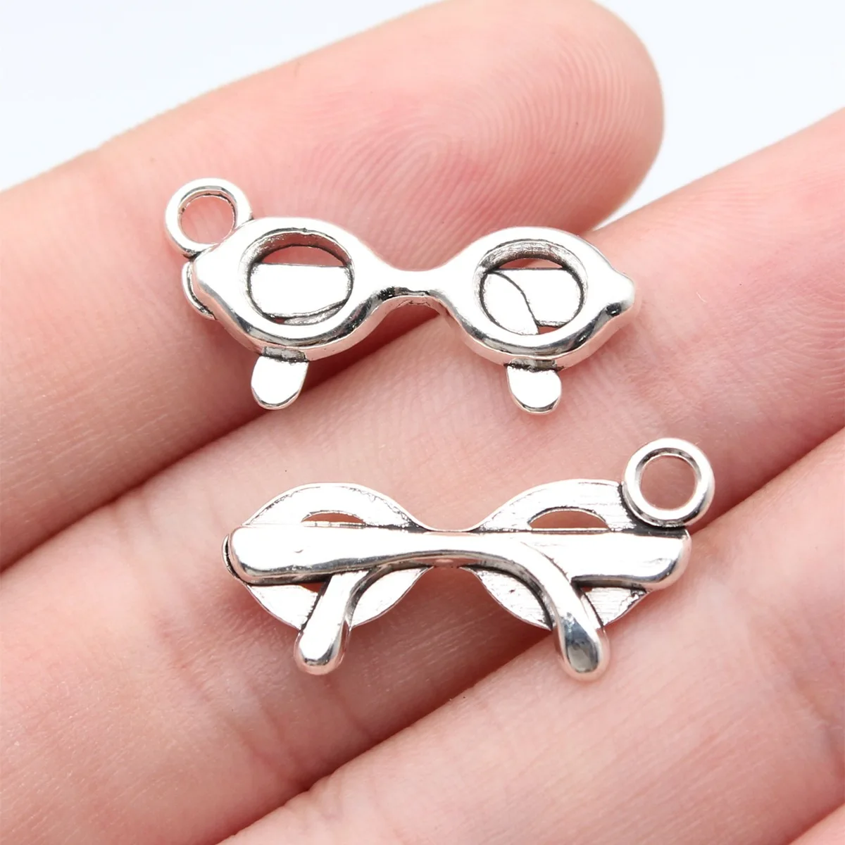 40pcs 23x10mm(0.91x0.39inch) Antique Silver Color Glasses Charms Alloy Materials Jewelry Making