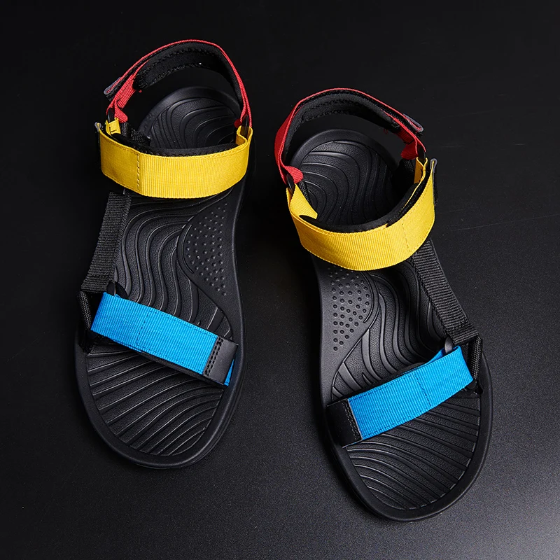 New Genuine Leather Men Sandals Comfortable Suede Sole Outdoor Sandalias Men Summer Beach Sandals Hollow Men Shoes Foot Wear