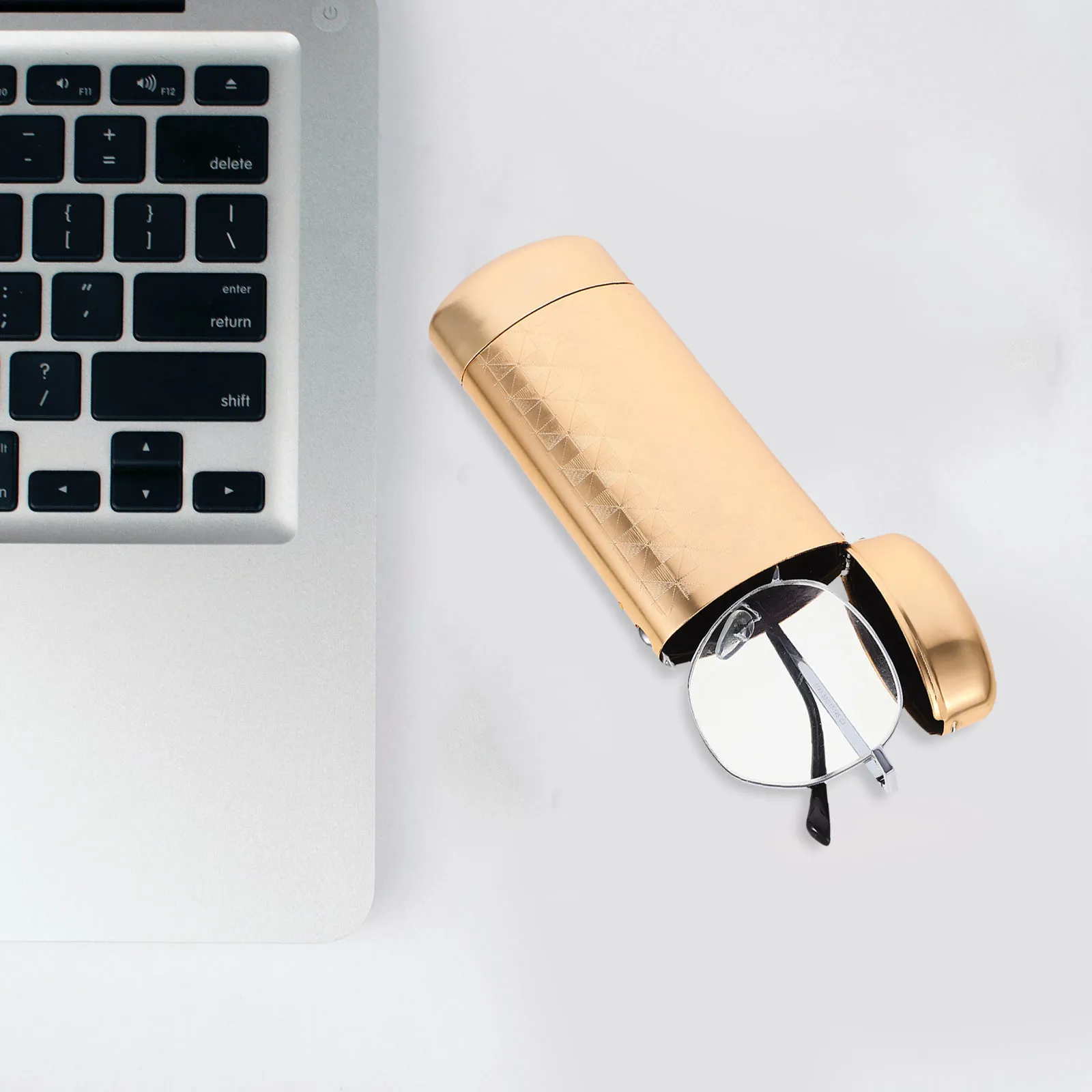 Slim Lightweight Eyeglasses Hard Case Aluminum Travel Glasses Box Protector Compact for Men Women Sunglasses Eyeglass Container