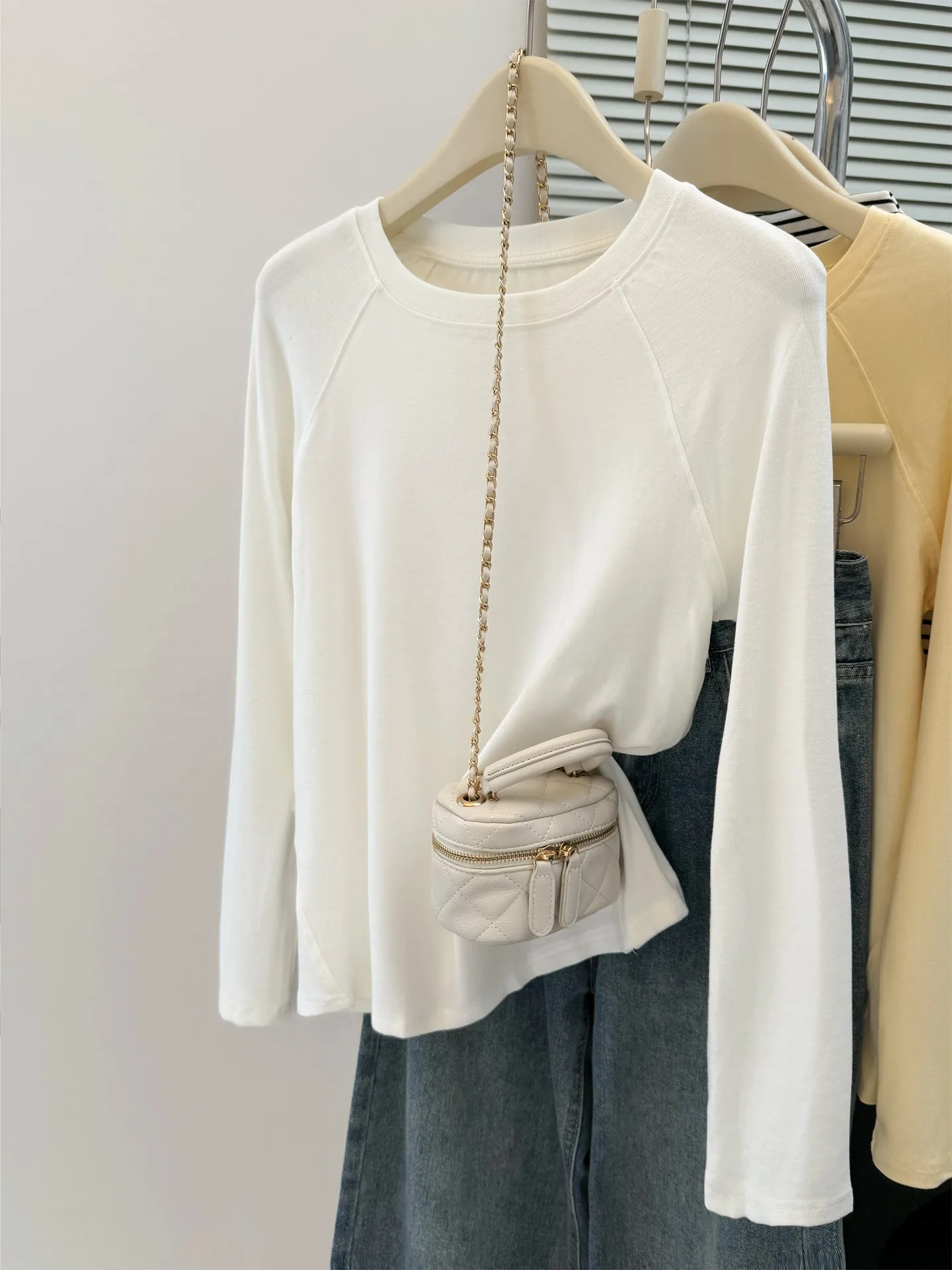 

Loose Long Sve Base irt 2025 New Women's Spring Autumn Korean Sle Inner Wear Outer Wear Chic Trendy Top Cotton Blend