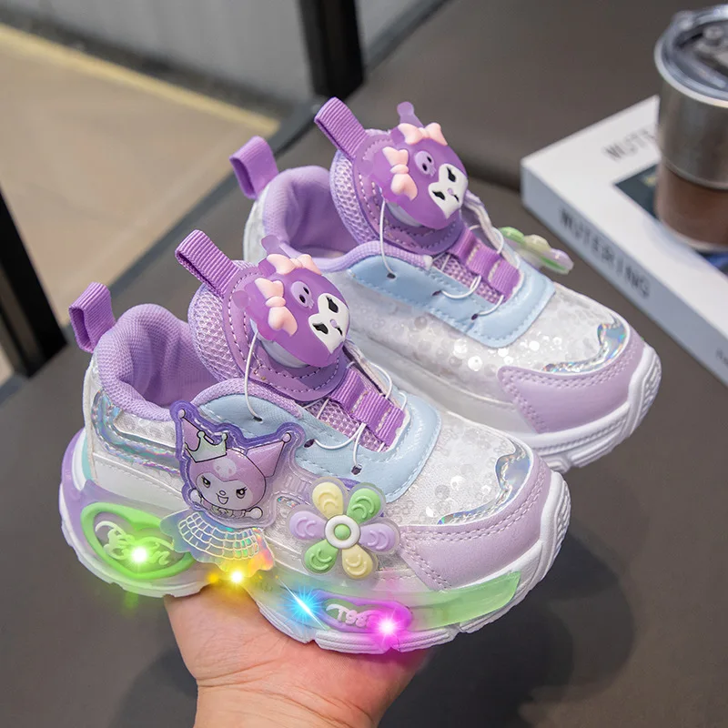 

Sanrio Kawaii Kuromi Mymelody Led Casual Sneakers Girl Cartoon Outdoors Rotating Buckle Shoes Children Led Luminous Sports Shoes