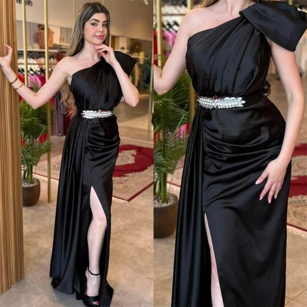 

Customized Ballroom Elegant Single Shoulder Sleeve Cocktail Evening Gown Long Pleated Satin Evening Gown Customized