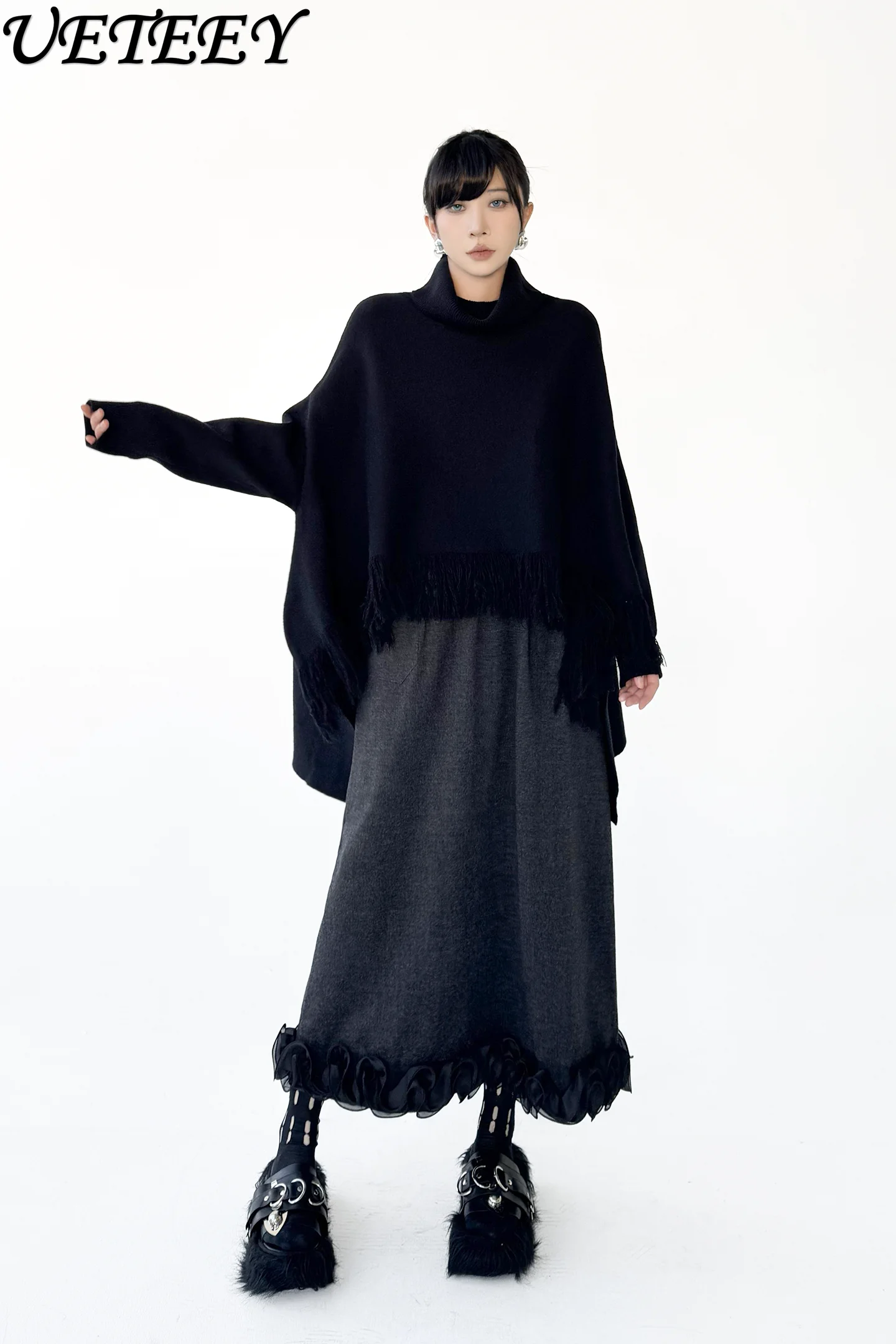 

Уникальный свитер-накидка с высоким воротником и бахромой для женщин, осень-зима 2026, черный, свободный, оверсайз, с длинными рукавами, вязаный, в стиле накидки