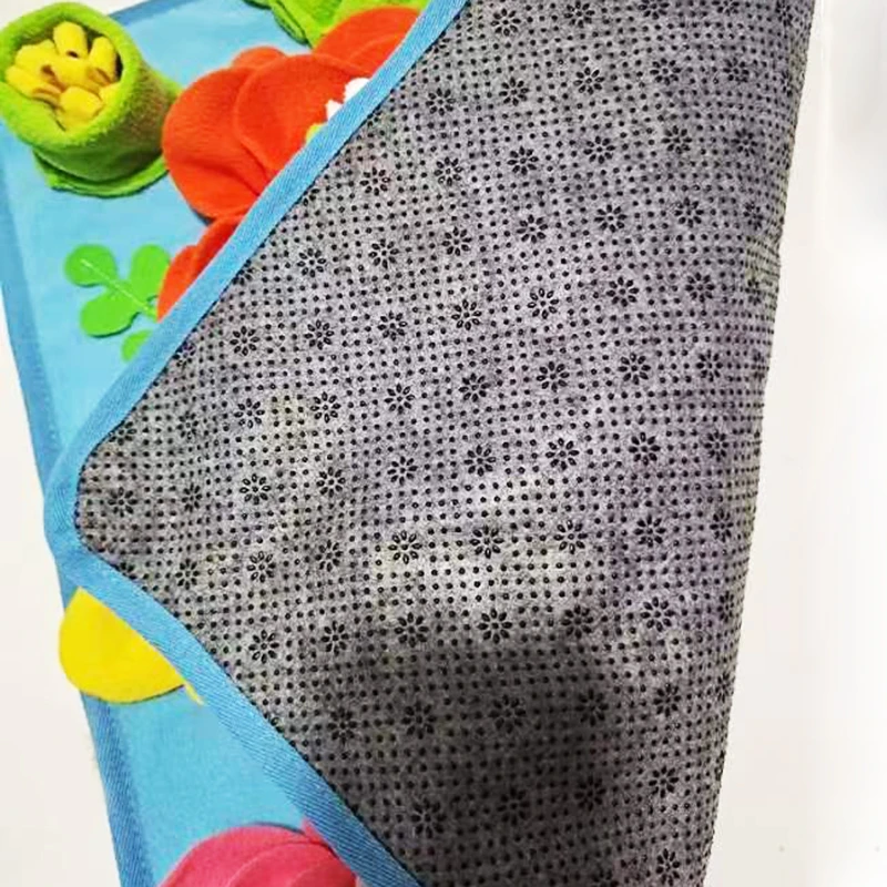 Pet Sniffing Pad Dog And Cat Cring Toys Indoor Play Eating Mat Łagodzi stres i uwalnianie energii Treasure Hunting Slow Food