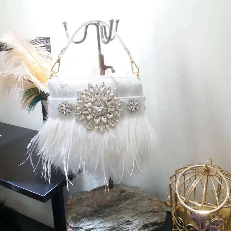 

Luxury Diamond Feather Party Clutch Bag Tassel Purses and Handbags for Women Chain Shoulder Bag Designer Crossbody Wedding 2022