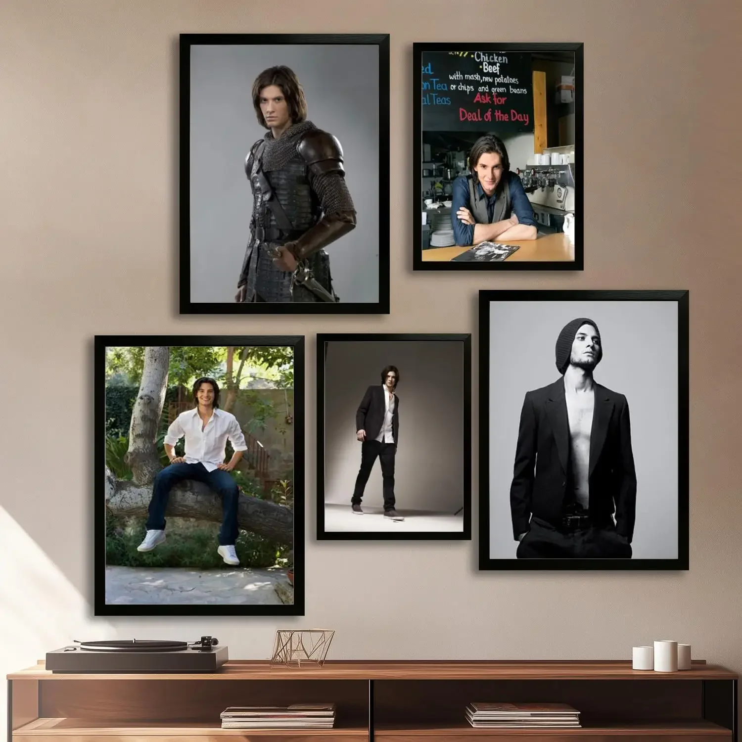 Ben Barnes Canvas Art Poster and Wall Art, Picture Print, Modern Family Bedroom Decor,Decorative painting