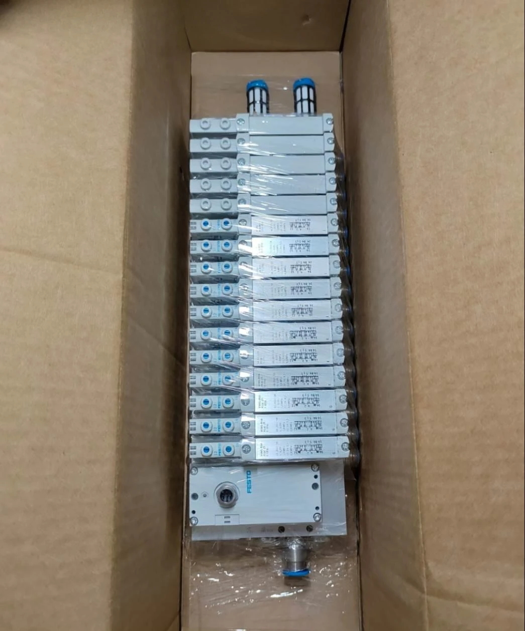 FESTO  VUG--14-VRPT-BT1TQ12-U-Q6S-4E12L 7360