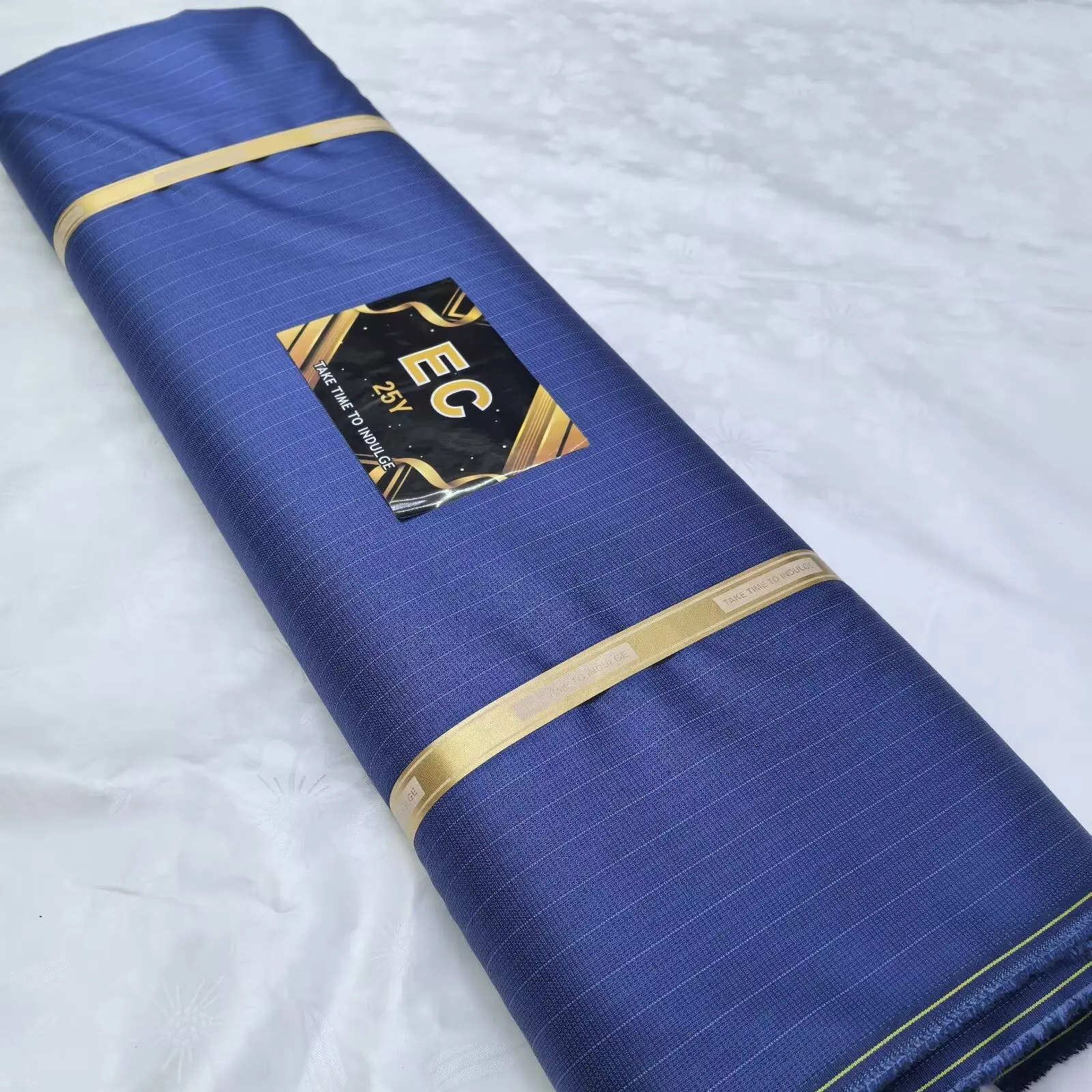 

2025 Hot Sales Nigerian Soft Suit Fabric for Men Suit Making African Style High Quality Atiku Fabric TR Fabric 5 Yards 16A70