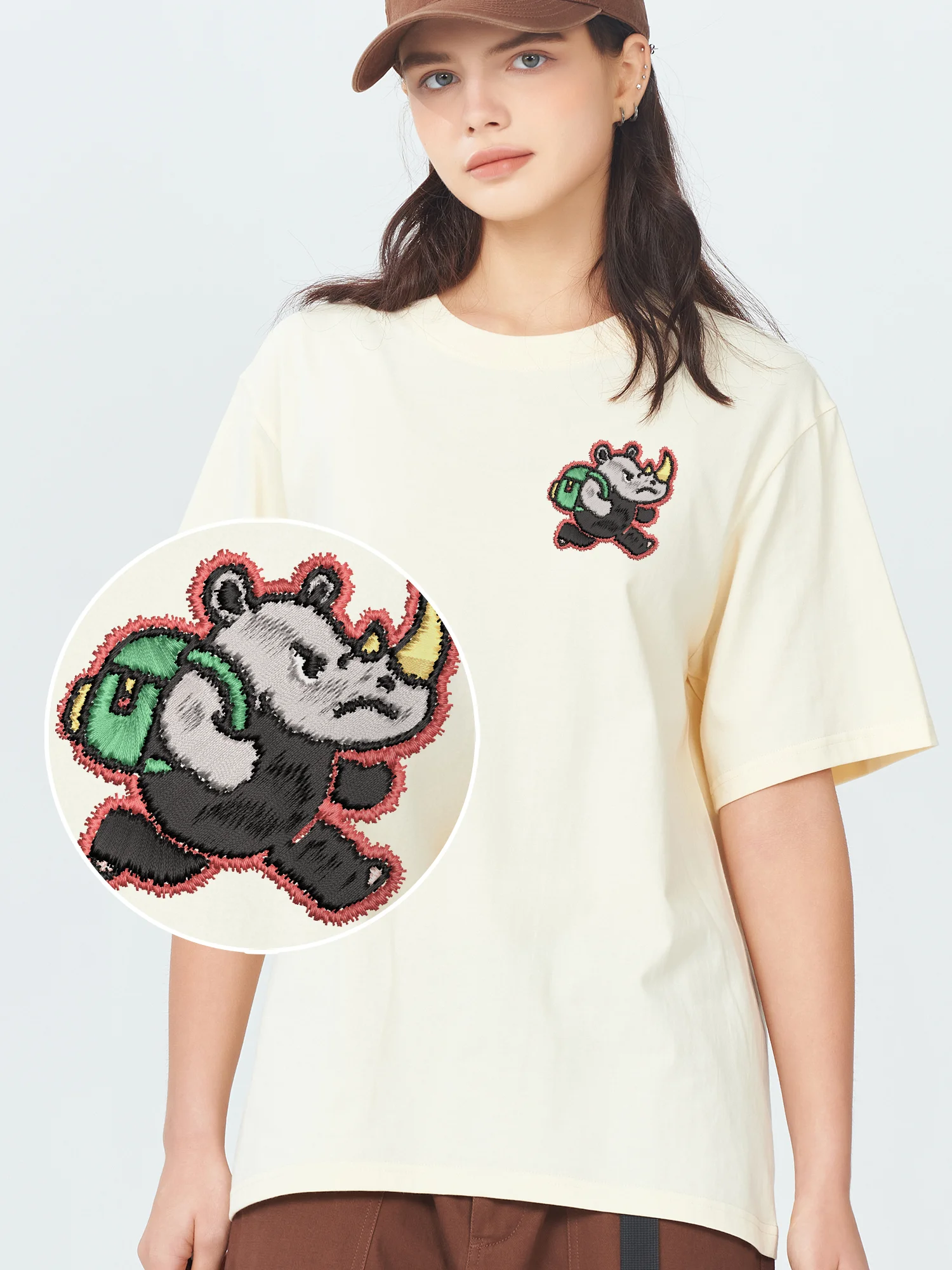 

Rhinoceros With Backpack Embroidered Tshirts Unisex Graphic Tees Luxury Clothing Breathable Embroidery T Shirt​