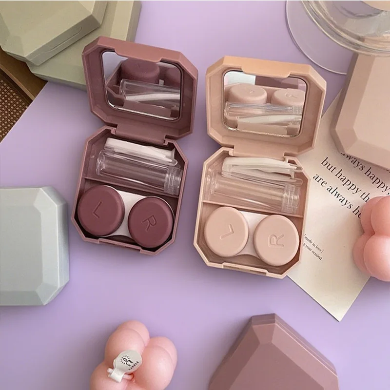 #31 Trending Contact Lens Cases Right Now