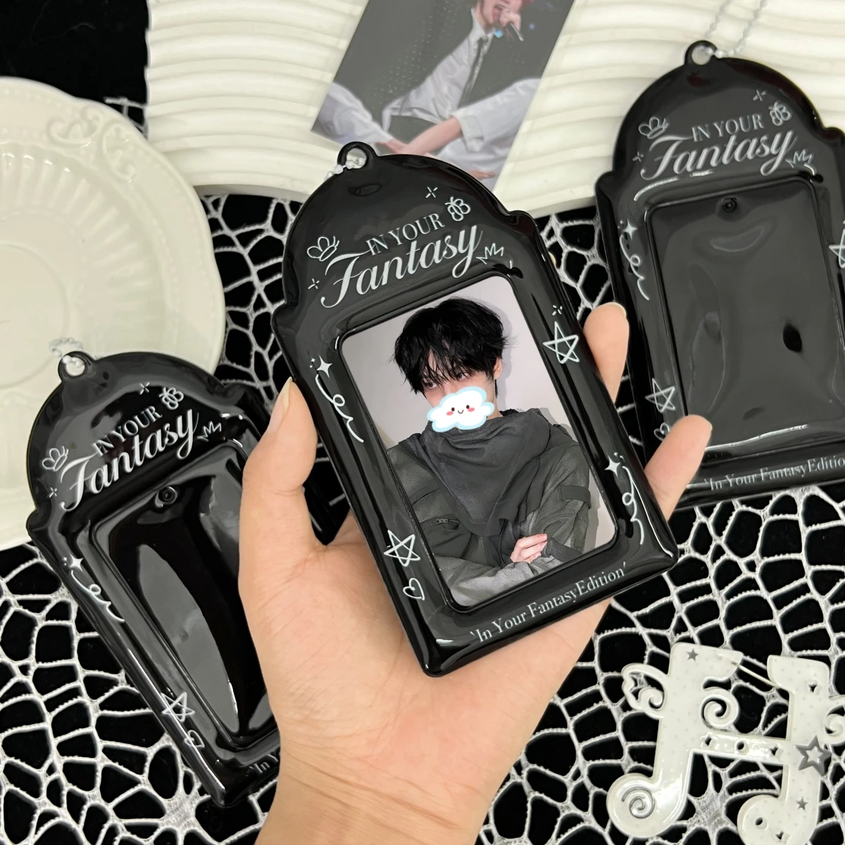 1Pc Black Minimalist 3inch Card Holder, Star Heart Butterfly Idol Photo Storage Folder, Idol Photo Card Storage Protective Cover, with Keychain for Hanging on Bag, Feinibook, Made of Pu Material, Suitable for 3-3.5inch