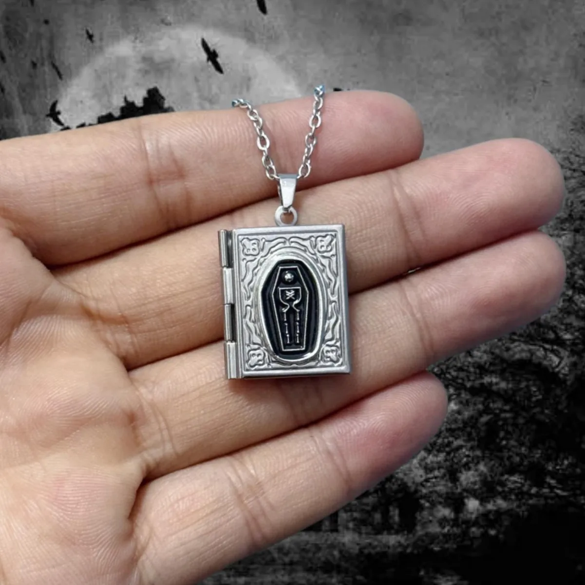 Gothic Horror Coffin Book Necklace For Women Man Fashion Witch Jewelry Accessories Silver Color Vintage Skull Book Charm Choker