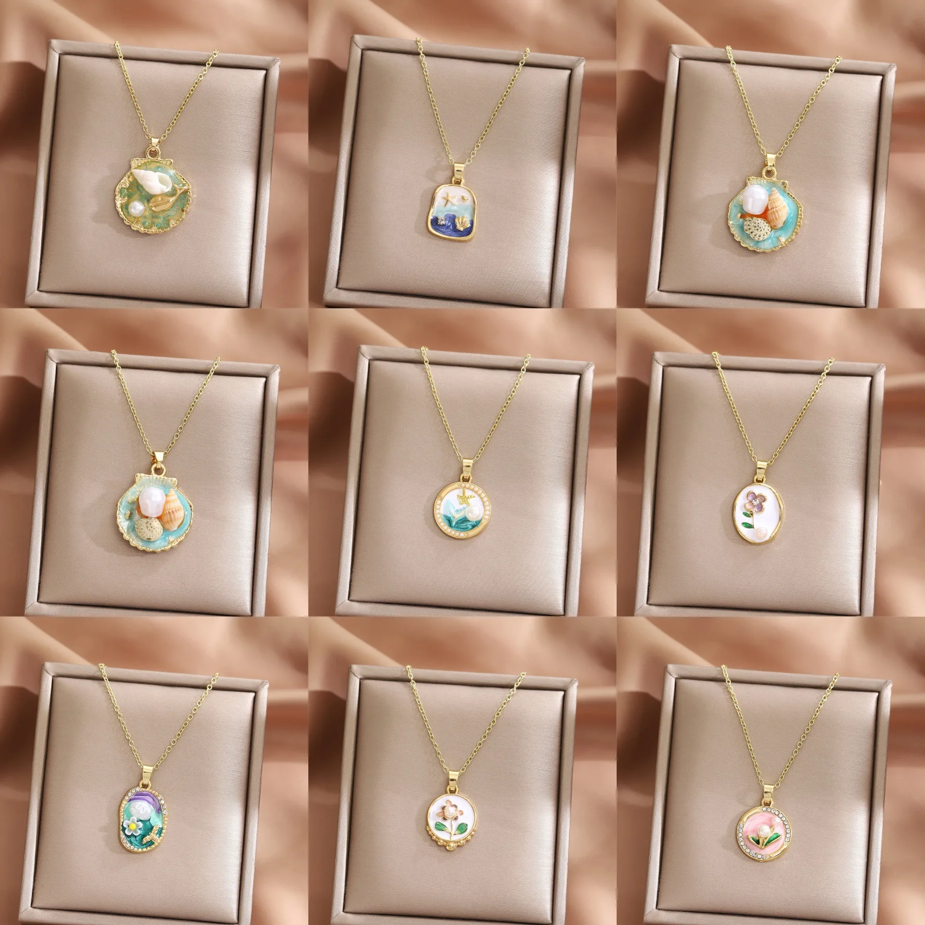 

French Retro Style Monet Garden Oil Painting Necklace for Women Niche Collarbone Chain Pearl Shell Pendant Light Luxury Jewelry