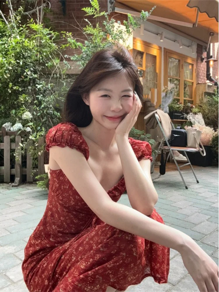 달콤한 매운 붉은 꽃 드레스 여성 여름 2024 새로운 디자인 하이 웨이스트 슬리밍 a 라인 드레스 감각성 부드러운 실루엣 