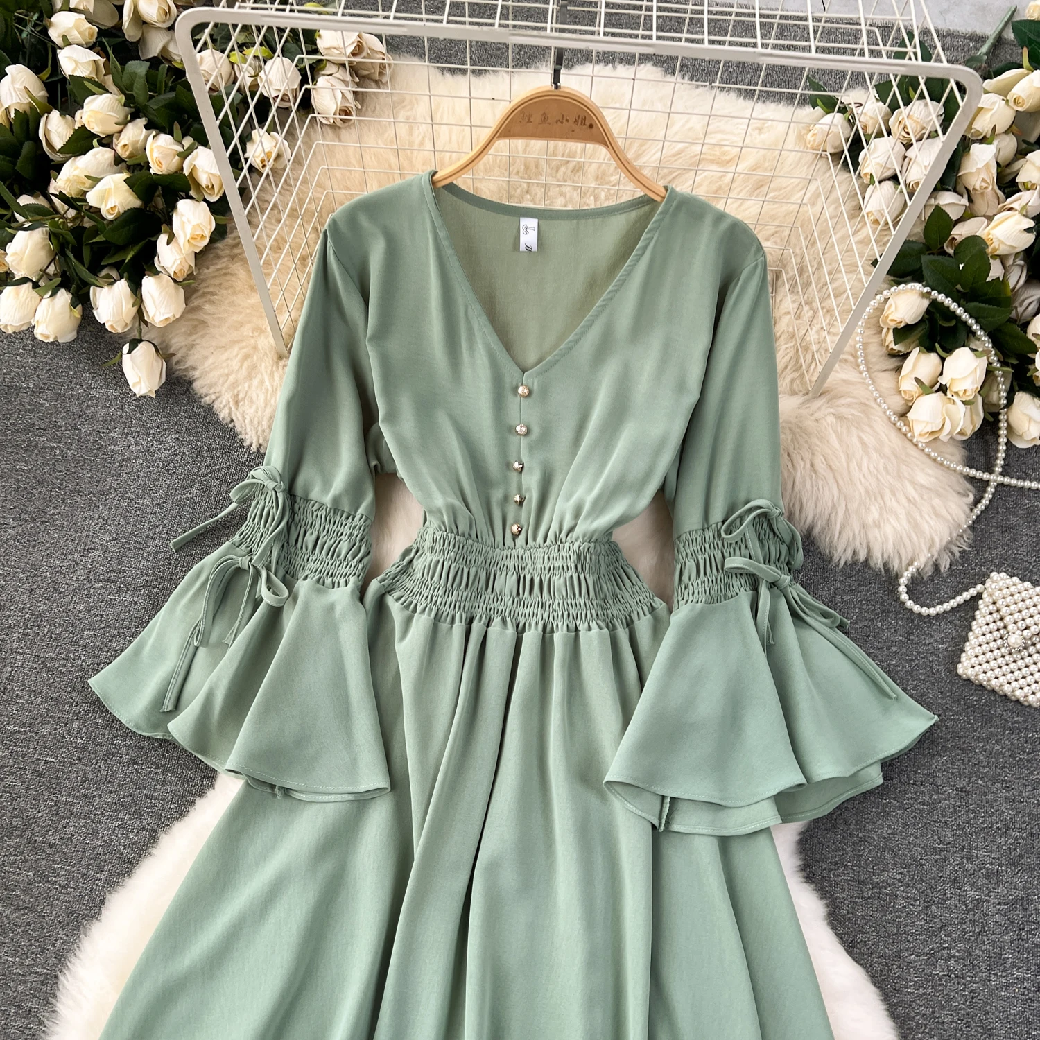 Vintage Elegant Pleated V-neck lare Sleeve Print Dress A-line Fashion Beach Spring summer Vestidos Women Belt sweet Dresses