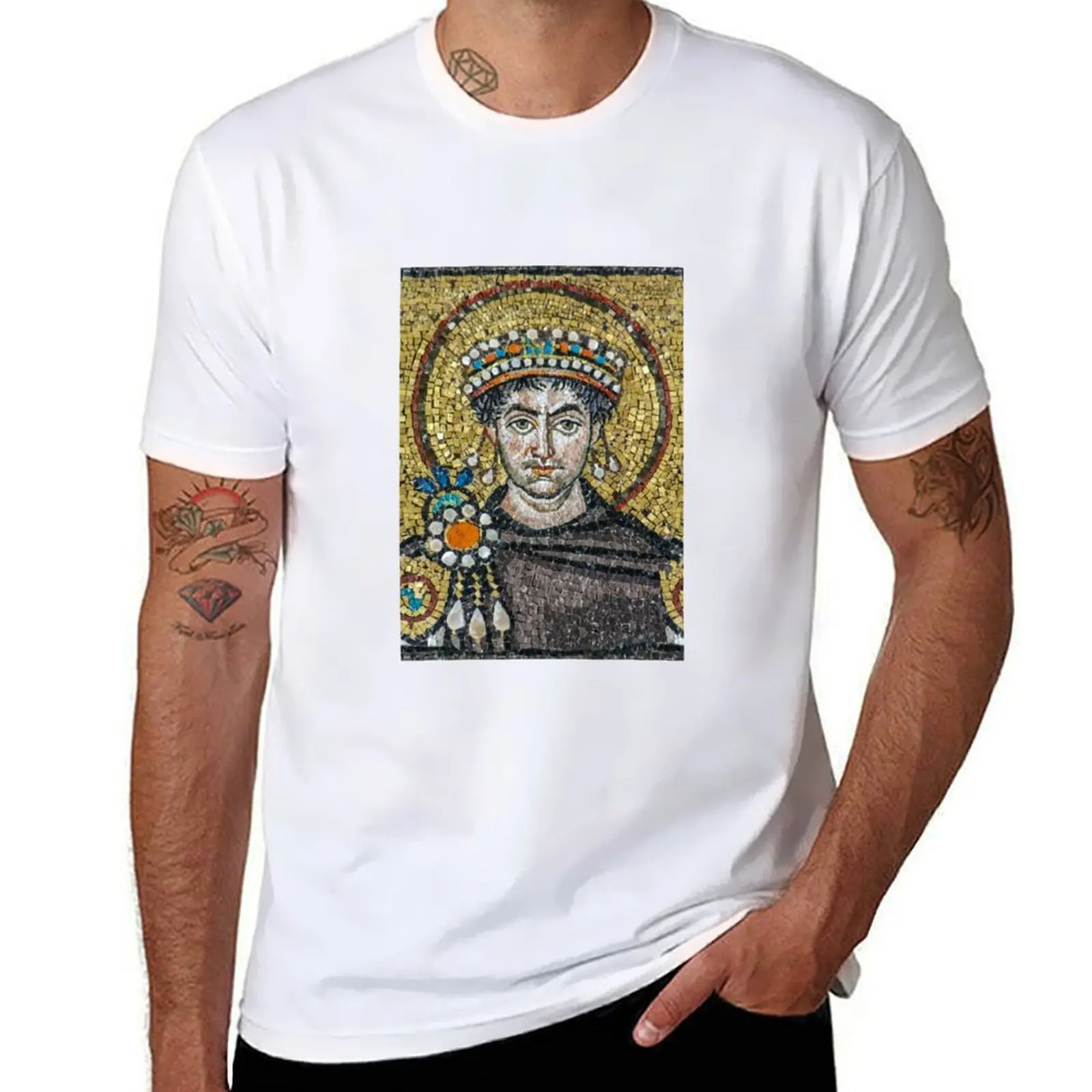 

Justinian T-Shirt Simple Solid Color Crew Neck Tee