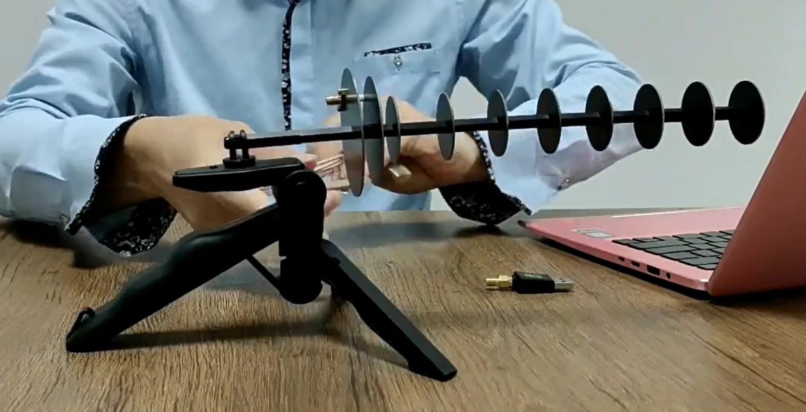 16 дБи 2,4 ГГц Wi-Fi направлена антенна расширенный сигнал ноутбук настольный ПК компьютер USB беспроводная сетевая карта адаптер PCIE 16 дБи 2,4 ГГц Wi-Fi направлена антенна расширенный сигнал ноутбук настольный ПК компьютер USB беспроводная сетевая карта адаптер PCIE