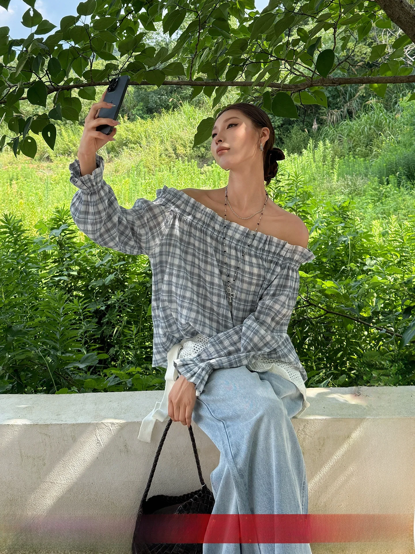 

Брендовая клетчатая футболка на одно плечо с длинным рукавом, свободного кроя, из смесового хлопка и полиэстера, с защитой от УФ-излучения, женская модная футболка