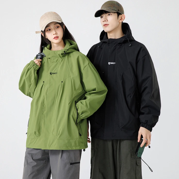 

2024 Spring and Autumn Outdoor Tri-proof Jacket Men's and Women's Same Hooded Windproof Waterproof Mountaineering Couple Jacket