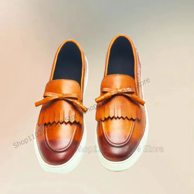 

Brown Tassels Bow Knot Decor White Sole Men Sneakers Fashion Slip On Men Shoes Luxurious Handmade Party Banquet Men Casual Shoes