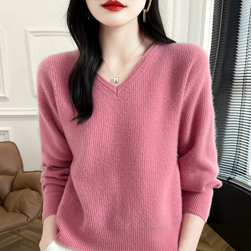 2024 New Autumn Winter Women\'s Short Woolen Sweater Pullover Vneck Knitted Long Sleeved Loose Fit Versatile Fashionable Warm Top