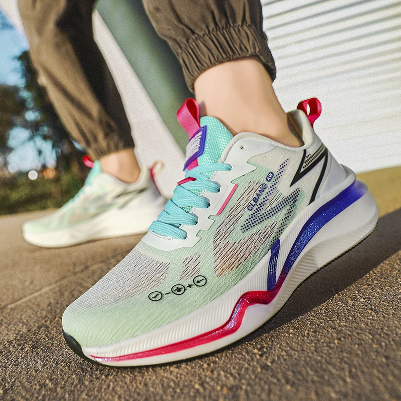 

Лидер продаж 2025, удобная всесезонная немецкая тренировочная обувь в стиле ретро, повседневная обувь, высококачественный верх из ткани с цветочным принтом, мужской Tren