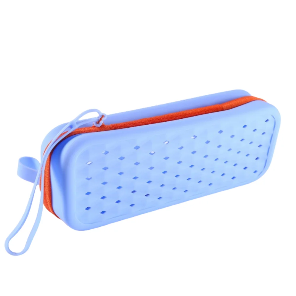 حافظة نظارات السباحة المحمولة المصنوعة من السيليكون حافظة نظارات ناعمة مقاومة للماء مع فتحة تصريف قابلة للتنفس صندوق تخزين نظارات شمسية
