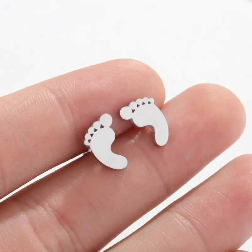Love footprint earrings cross-border Japan and South Korea cute stainless steel foot earrings creative new jewelry spot wholesal