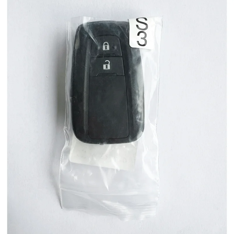 

CN048032 OEM Smart Remote Key For Suzuki Genuine Key Model B2U2K2R 4A Chip 433Mhz