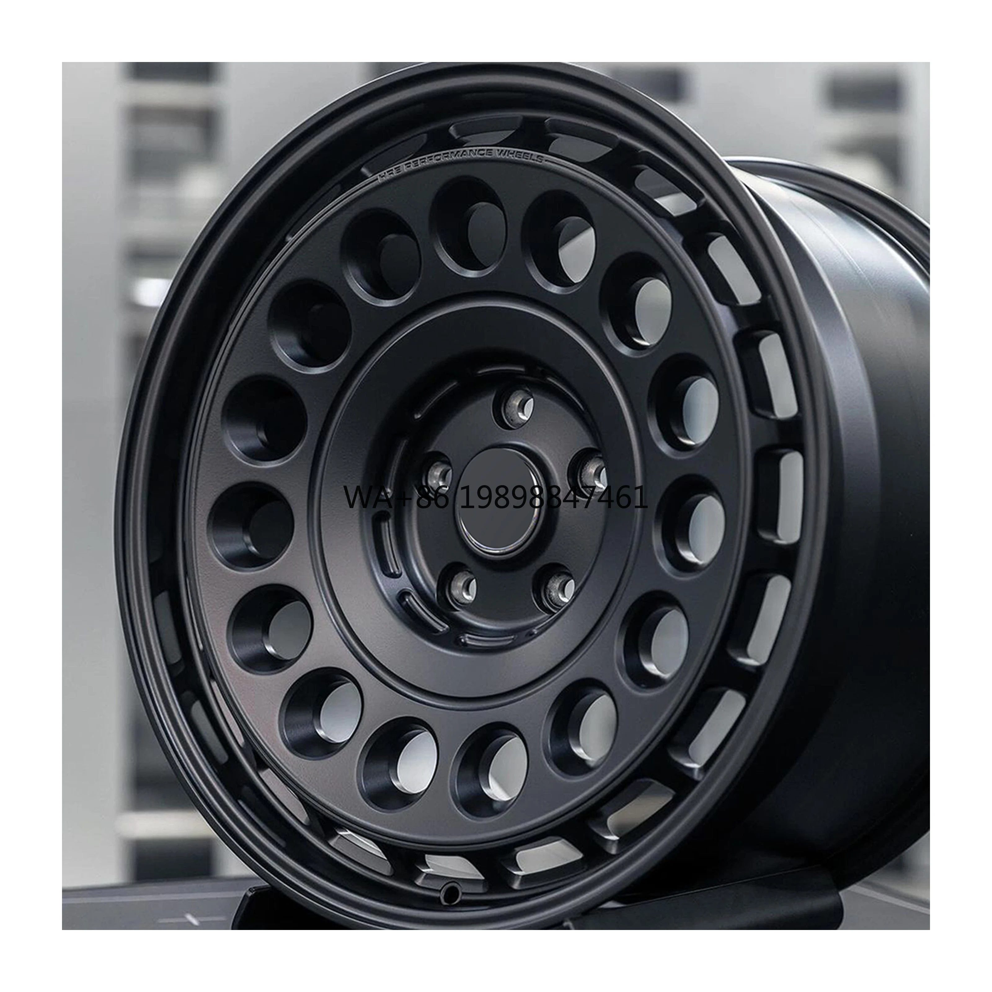 

Tailored 18-24 Inch Forged Wheels for Koenigsegg CCXR Agera Jesko Regera CC850 Gemera CCR CCX New Condition