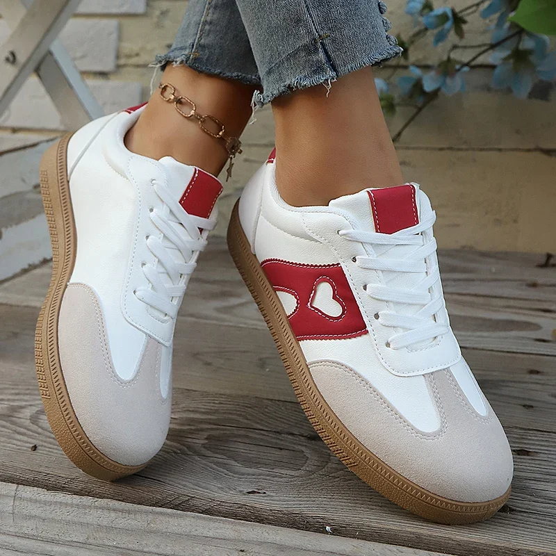 

Pop Lightweight Fashion Sneakers For Women Breathable Non Slip Casual Sports Shoes Woman Comfortable Lace Up Flat Sneakers Plus