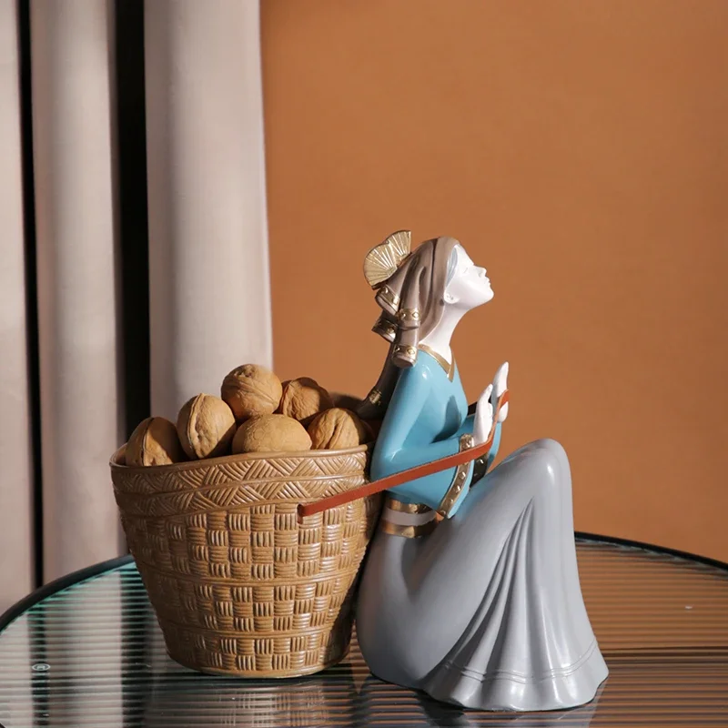

Creative characters, entrance key storage ornament, home jewelry, entrance coffee table decoration
