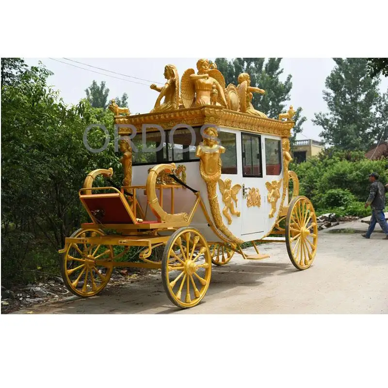 Europe style the Golden Coach horse drawn carriage from Netherlands