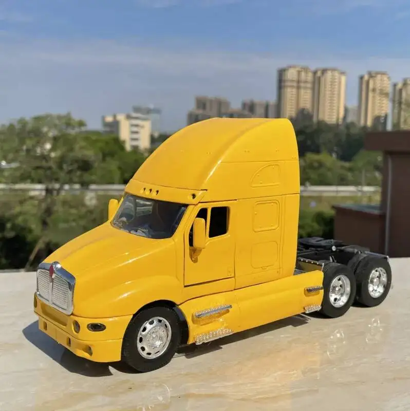 

Масштаб 1/32, литой под давлением металлический американский тяжелый грузовик, модель мебели, витрина, коллекция игрушек для детей