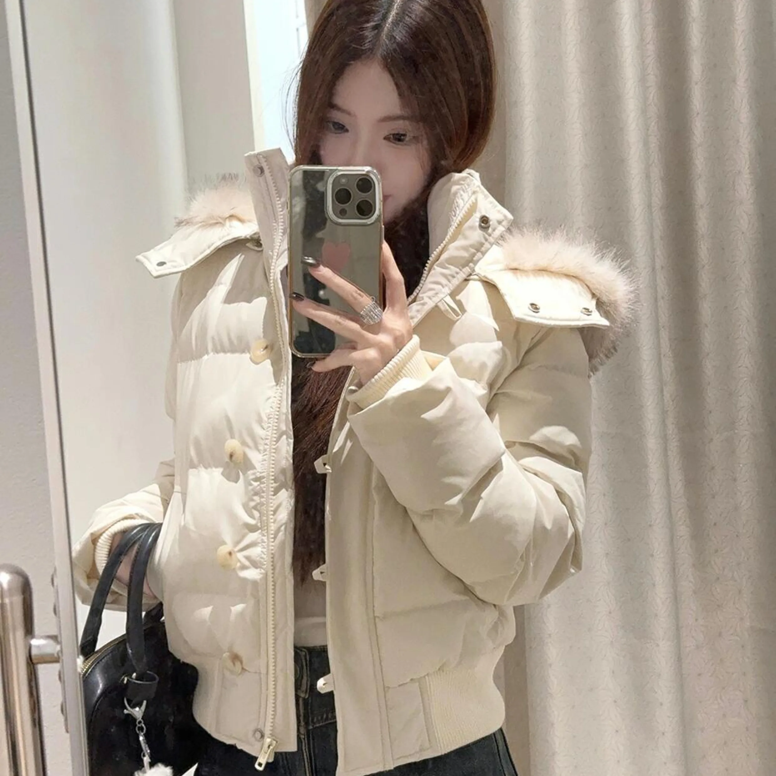 

2025 Autumn Winter Slim Short Parkas Women Thick Cotton Padded Coat Female Fashion Fur Collar Hooded Jackets Outerwear