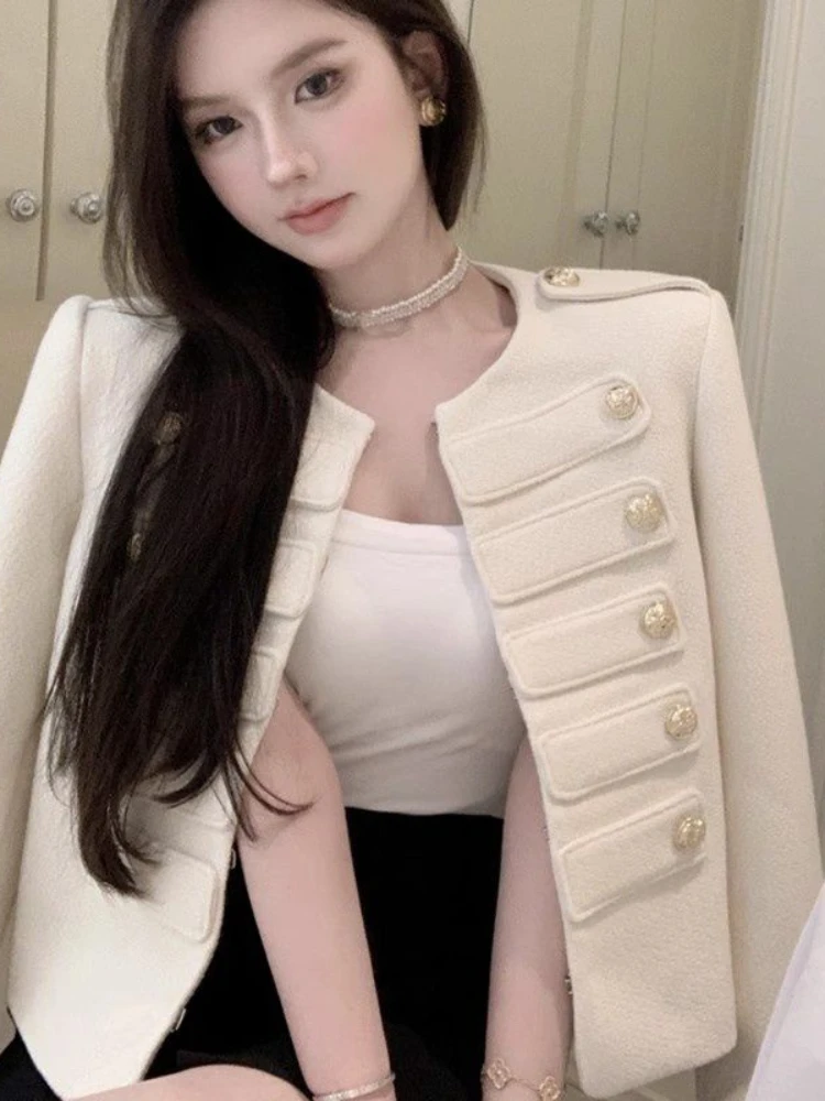 Рисунок 3 - 2204, зимняя мода