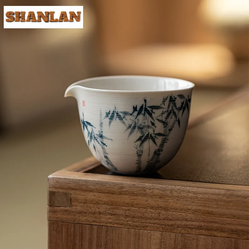 

140ml Hand Drawn Blue Bamboo Tea Pitcher Tea Divider Cha Hai Dispenser Justice Cup Fair Mug Chinese Tea Set Collection Supplies