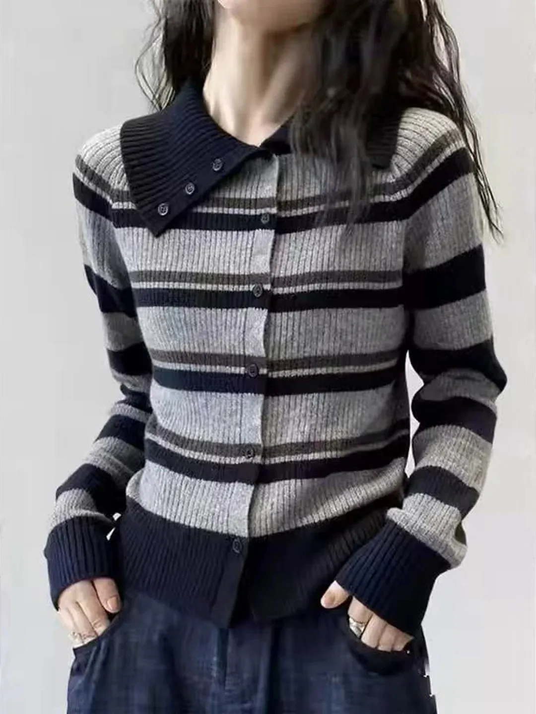 Women's Long Sleeve Knitted Sweater Casual Style Slim Fit Comfortable mid Autumn Fashion Design Stripe Color Block Collar Top
