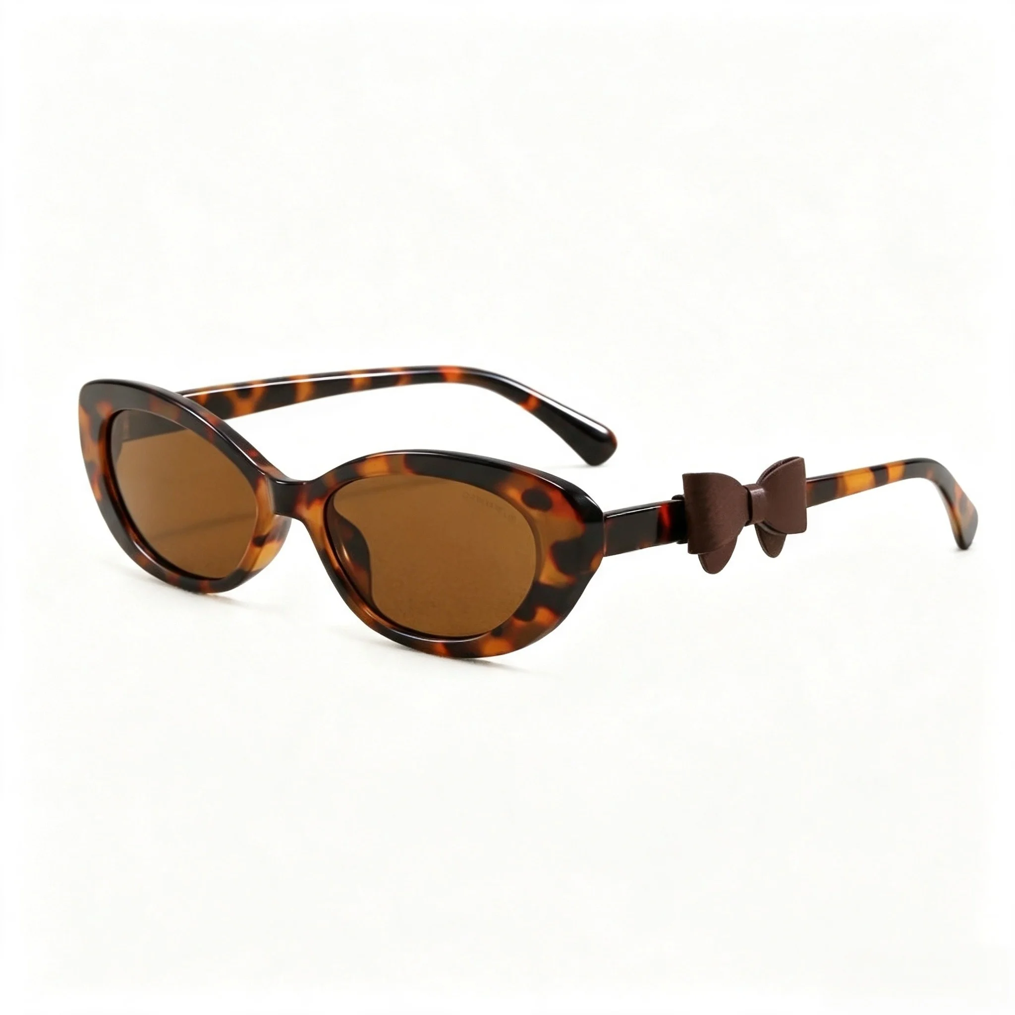 lunettes-de-soleil-œil-de-chat-elegantes-en-promotion-ch-9181-avec-nœud-papillon-polyvalentes-pour-les-voyages-et-la-photographie-detachables