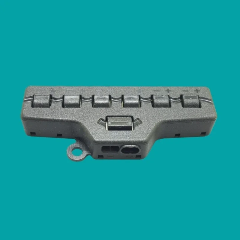 Easy Installation LED Lighting Wire Connector Block 1 In 6 Out Power Distribution Connector for Home & Vehicle Use Y5GB