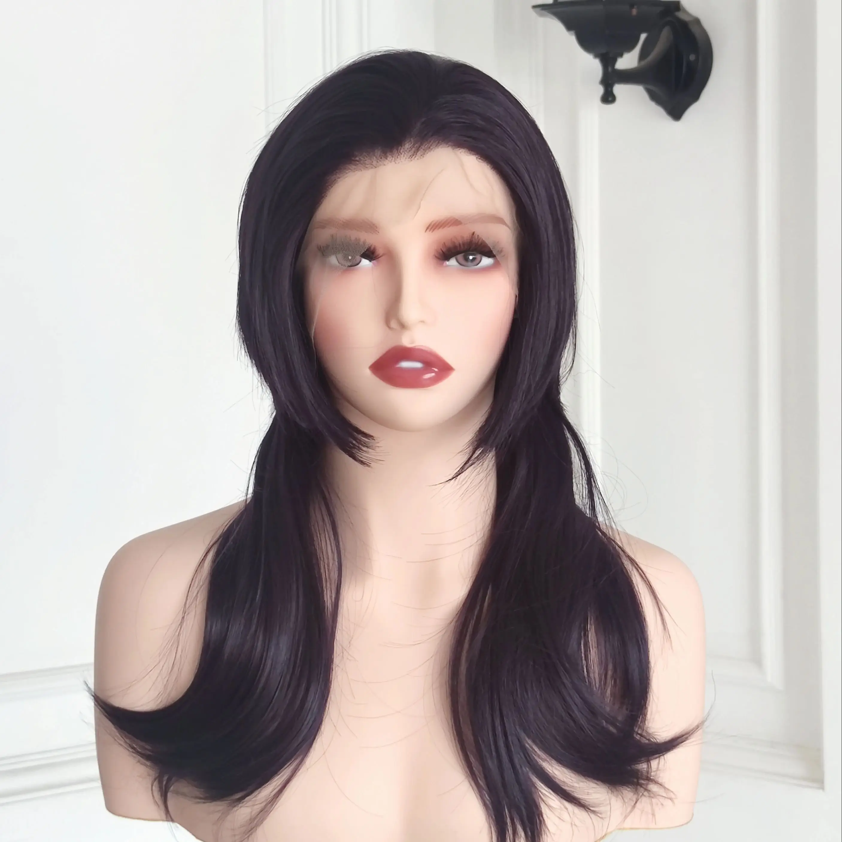 

Темно-фиолетовый парик цветахфали длиной до плеч для женщин Боб 13X4, бесклеевой синтетический парик спереди, многослойный парик с хвостиками, парик для косплея для мужчин